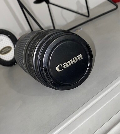 Canon uzak lens