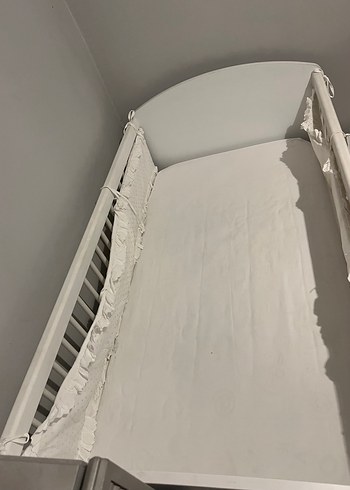 Beyaz Ahşap Bebek Beşiği - Görsel 2