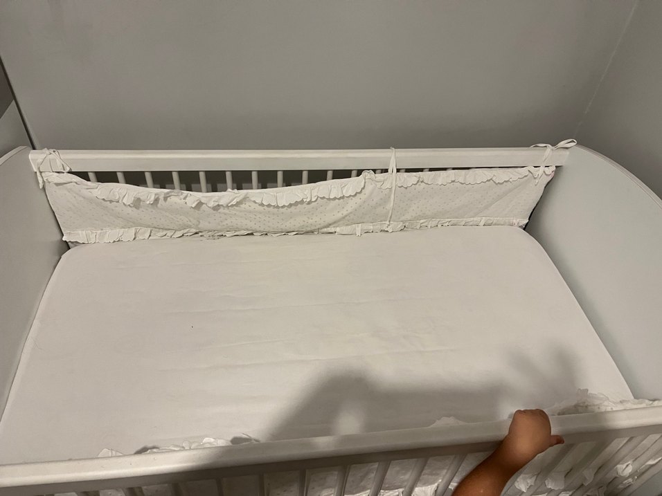 Beyaz Ahşap Bebek Beşiği - Görsel 3