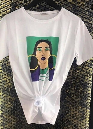 Desenli tshirt