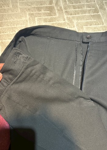 Kadın Siyah Pilili Kumaş Pantolon - Görsel 2