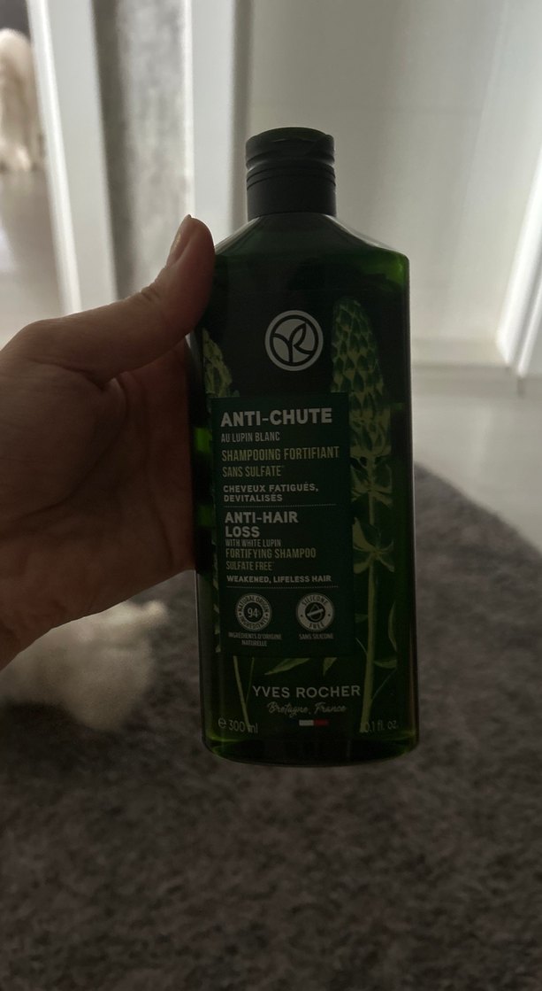 Yves Rocher Sulfatsız Saç Dökülmesine Karşı Güçlendirici Şampuan - Görsel 3