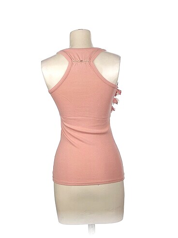 s Beden PreLoved T-shirt %70 İndirimli.