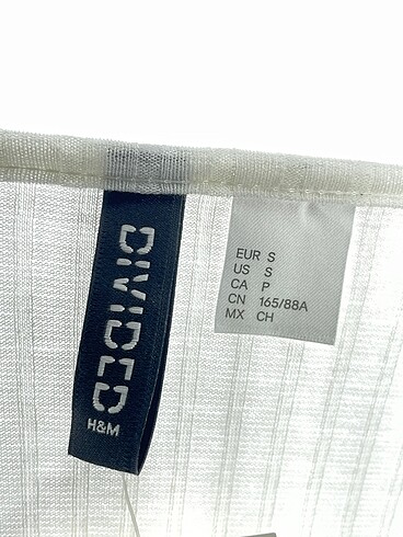 s Beden beyaz Renk H&M Bluz %70 İndirimli.