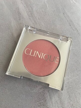 Clinique - Blushing Blush Powder Allık