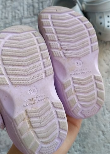 24 Beden Kız Çocuk Mor Crocs Terlik