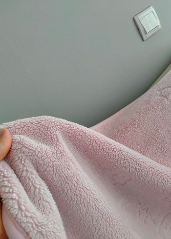 Puffy Pie Pembe Çocuk Battaniyesi, Yumuşak Puffy Kumaş