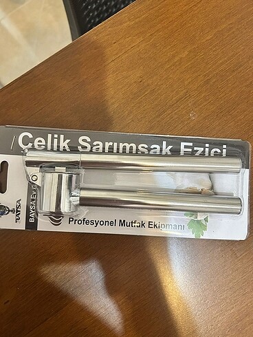 Çelik sarımsak ezici