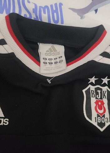 Eşofman takımı Beşiktaşlı