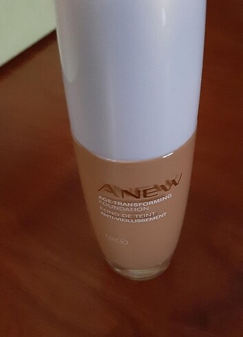 Anew yaşlanma karşıtı fondöten honey tonu