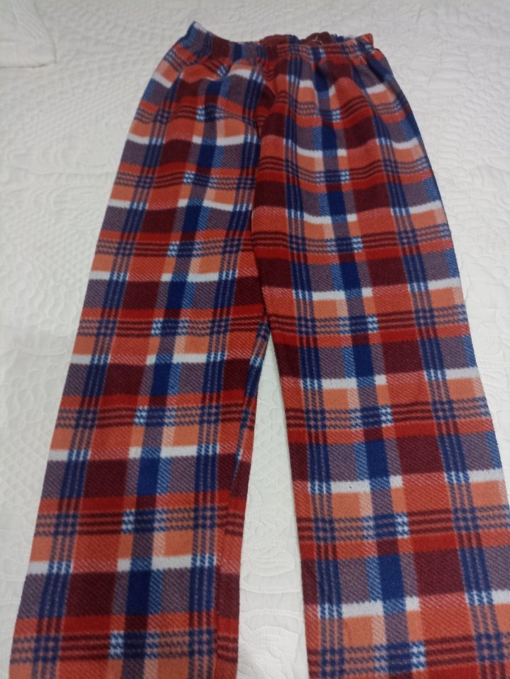 Kırmızı Baskılı Örgü Kedi Desenli Takım - Görsel 3