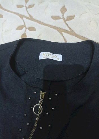 Siyah V Yakalı Kadın Tunik - Görsel 4