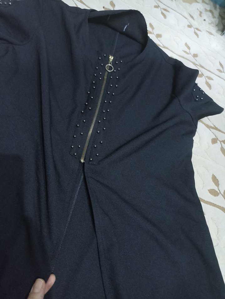 Siyah V Yakalı Kadın Tunik - Görsel 3