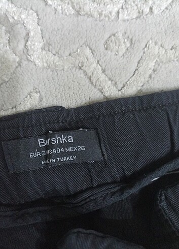 Bershka Pantolon 
