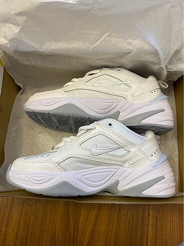 Nike M2K Tekno