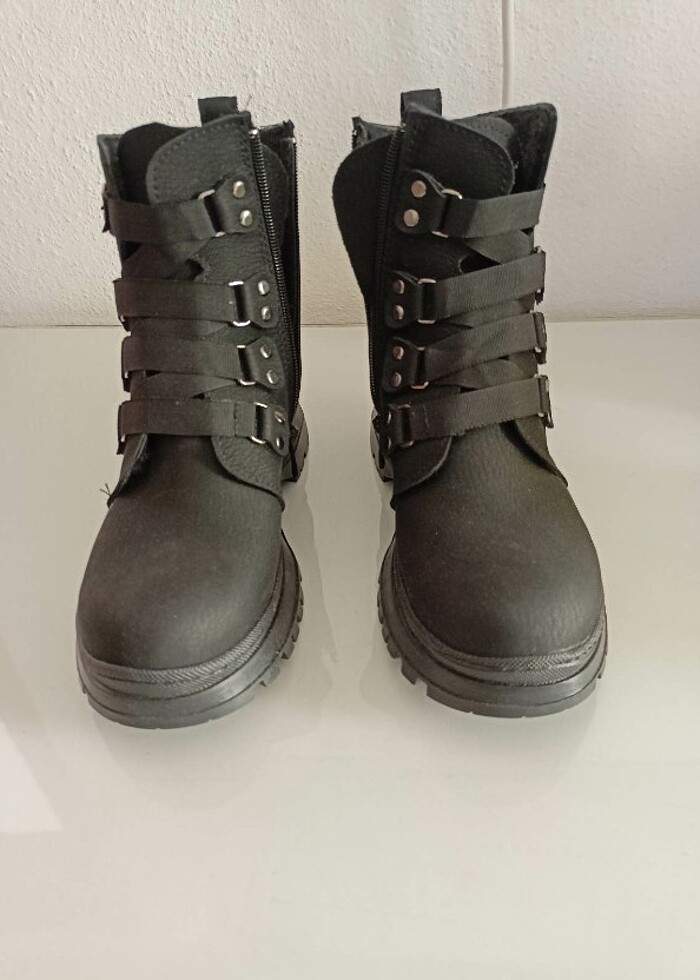 Kadın Bot   - Görsel 2