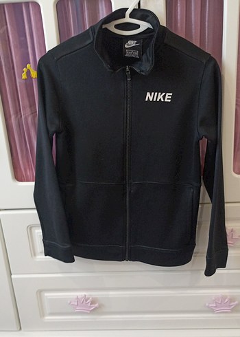 Nike 11-12 Yaş