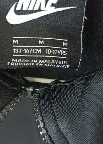 Nike Erkek Çocuk Siyah Fermuarlı Ceket - Görsel 2