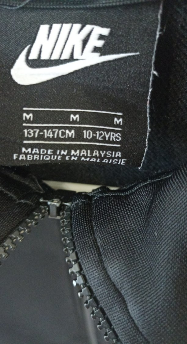 Nike Erkek Çocuk Siyah Fermuarlı Ceket - Görsel 2