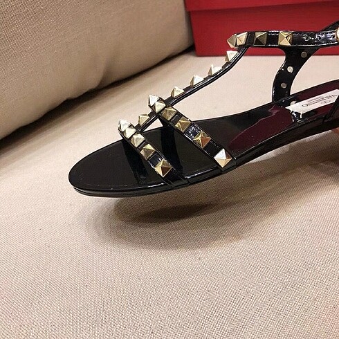 38 Beden çeşitli Renk Valentino sandalet