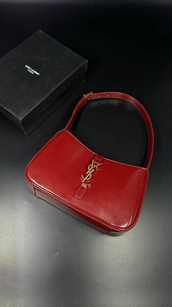 Yves Saint Laurent Yves Saint Laurent Deri Baget Çanta