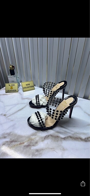 Christian Louboutin deri topuklu terlik