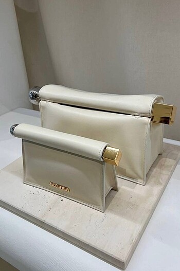 Jacquemus clutch çanta