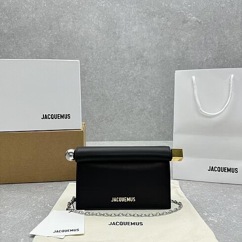 Jacquemus small rond carre clutch