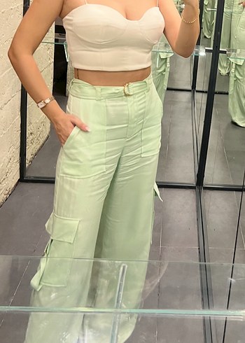 Zincir Detaylı Beyaz Straplez Büstiyer - Görsel 2