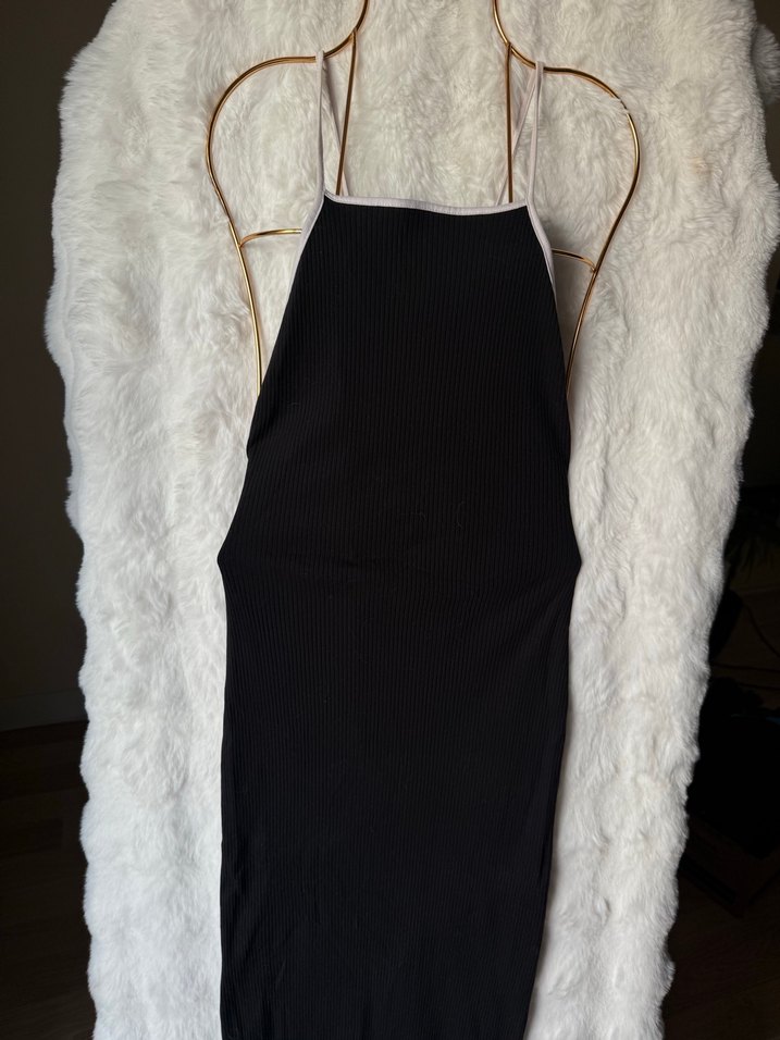 Siyah Uzun İnce Askılı Elbise - Görsel 2