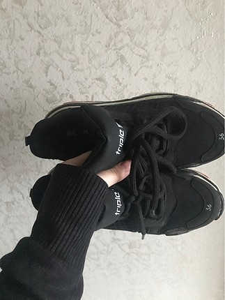 Balenciaga siyah ayakkabı