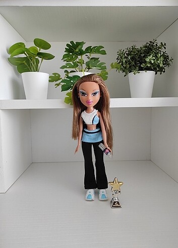 Bratz bebek