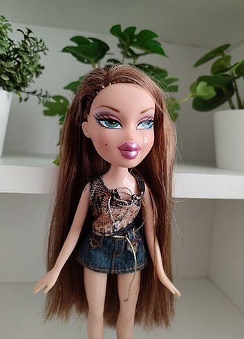 40 Beden Bratz Rina 