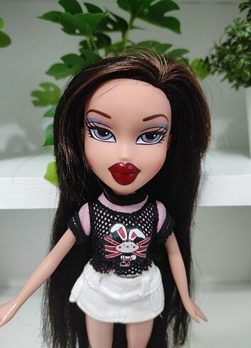  Bratz bebek