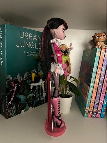 Beden Renk Monster high bebek