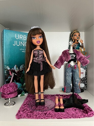  Bratz bebek