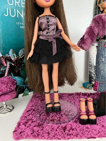  Beden Renk Bratz bebek