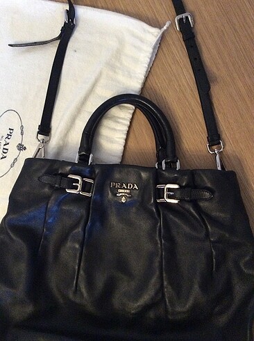 Prada Çanta