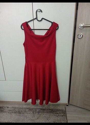 kayık yaka elbise - Görsel 3