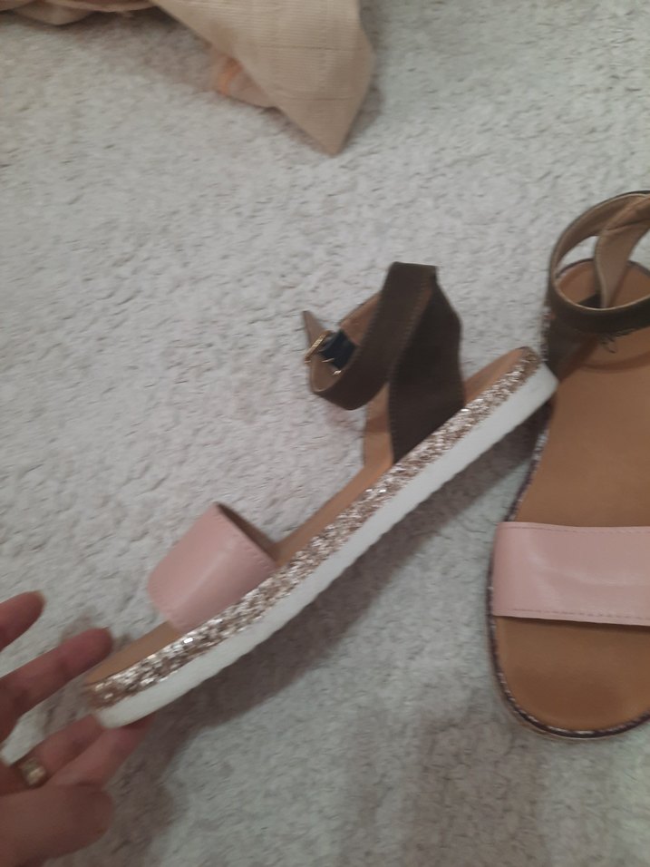 Bej Pastel Tokalı  Kadın Sandalet sadece 2 kere kullanildi - Görsel 3