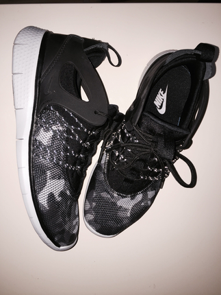 Nike SIFIR NİKE ORİJİNAL AYAKKABI
