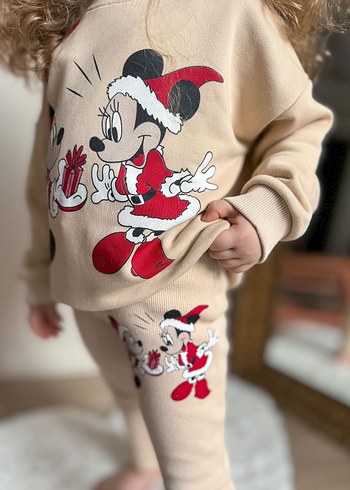 Kız Çocuk Bej Mickey Baskılı Sweatshirt ve Eşofman Takımı - Görsel 2