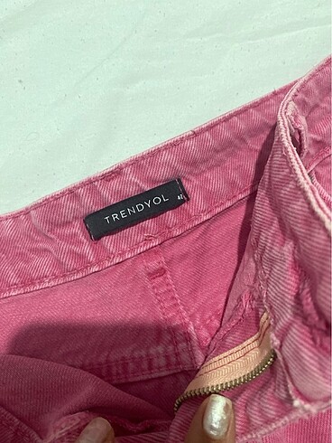 Trendyol & Milla Pembe Denim Şort
