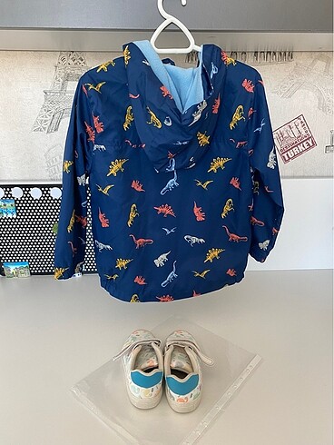 Lcw yağmurluk ve spor ayakkabı - Görsel 5