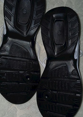 Beyaz Nike Air Monarch Erkek Spor Ayakkabı - Görsel 4