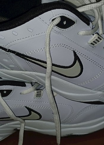 Beyaz Nike Air Monarch Erkek Spor Ayakkabı - Görsel 6