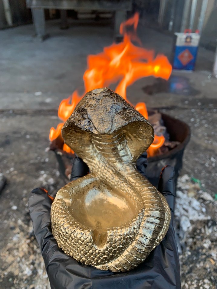 Renkli Kobra Figürlü tütsüküllük modelimiz - Görsel 2