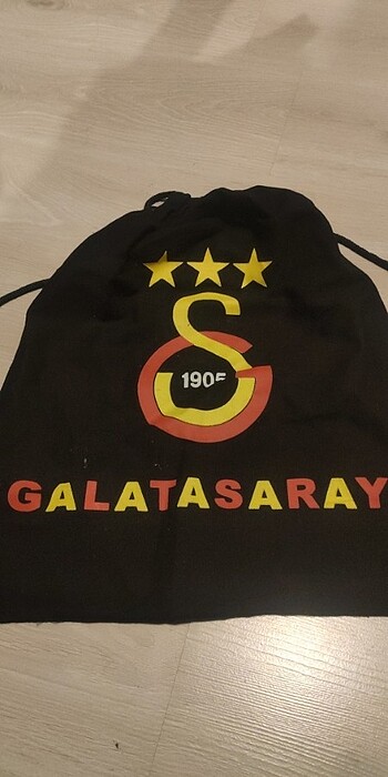  Beden Galatasaraylı çanta 