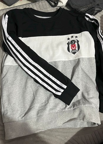 Adidas 9 Yaş