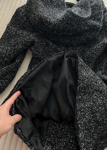 Düğmeli Kemerli Siyah Kaban - Görsel 4